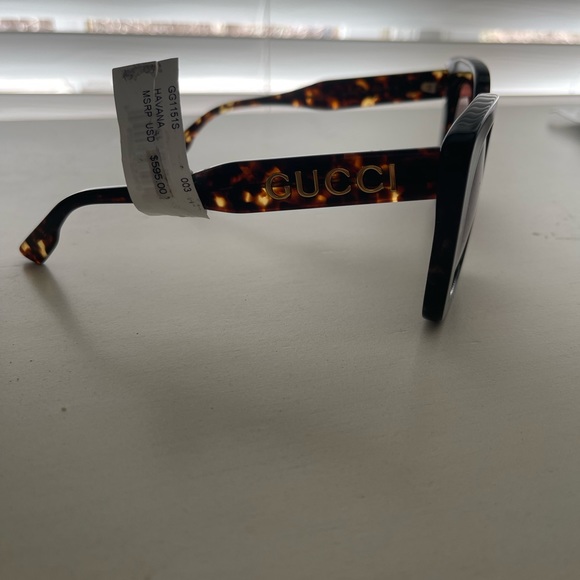 Gucci GG1151S Sunglasses - Picture 3 of 4